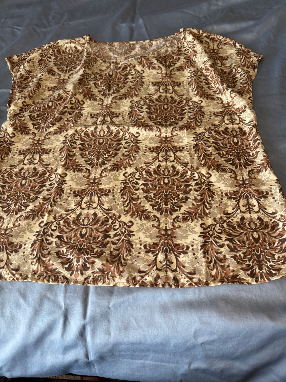 Brown Damask Print Short Sleeve Blouse